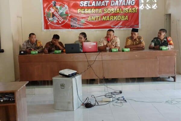 BNN Kabupaten Mempawah Memenuhi undangan Menjadi Narasumber dalam Kegiatan Sosialisasi Anti Narkoba Desa Kuala Secapah.