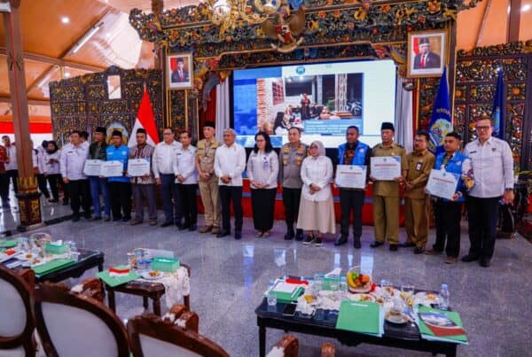 Madura Bersinar: BNN Berikan Penghargaan Kepada Insan P4GN